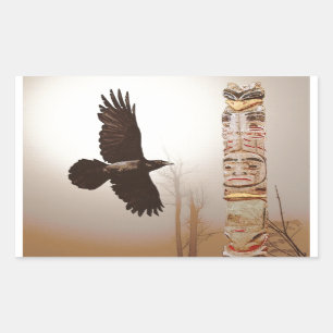 Fliegendes Raven & Totem Pole Fantasy Art Rechteckiger Aufkleber