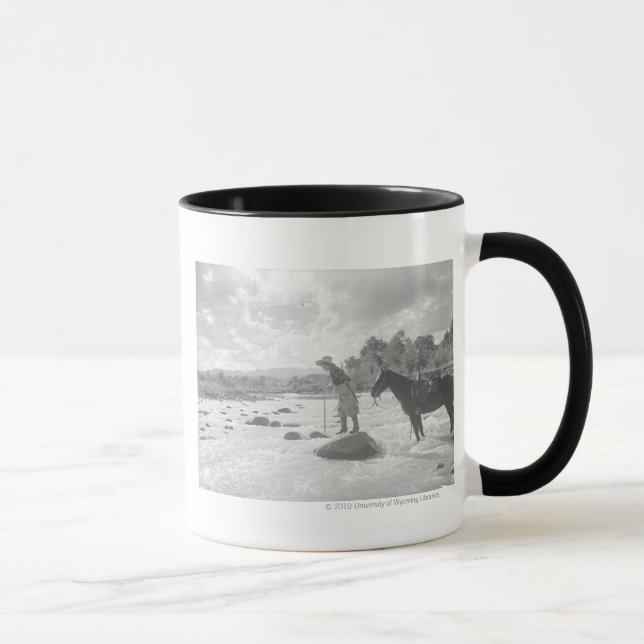 Fliegenfischen Frances Phelps Belden im Fluss Tasse (Rechts)