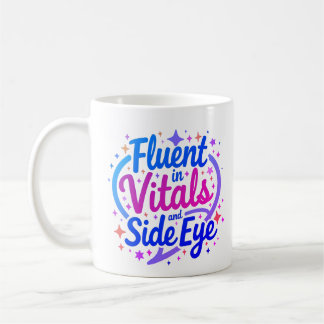 Fließend in Vitalwerten und Seitenblick Krankenpfl Kaffeetasse