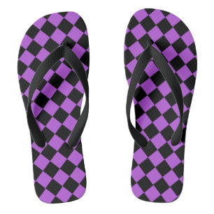Flip Flops für lila und schwarze Diamantmuster