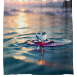 "Floating Heart on Water with Sunset Glow" Duschvorhang