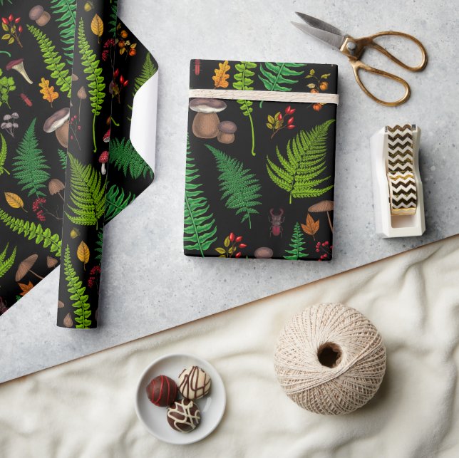 Flora und Fauna im Forstland Geschenkpapier (Basteln)