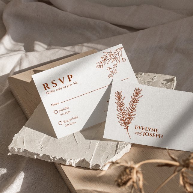 Floral Boho Beige Terracotta Earthy Wedding RSVP Karte (Von Creator hochgeladen)