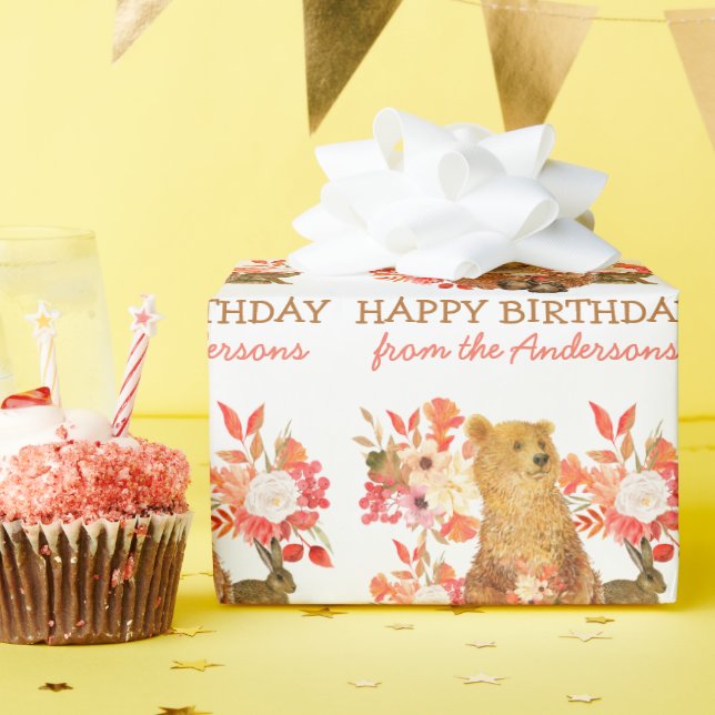 Floral Bouquet Bear Rabbit Birthday Wrapping Paper Geschenkpapier (Geburtstagsparty)
