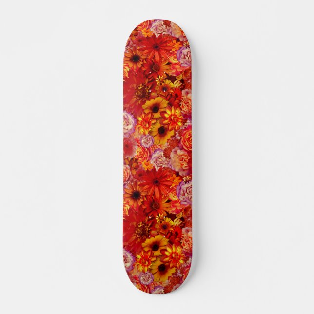 Floral Bright Rojo Bouquet Rich Red Hot Daisies Skateboard (Vorne)