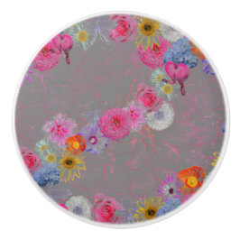 Floral design in gray and pastel  keramikknauf