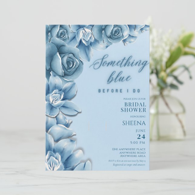 Floral Etwas Blau bevor ich Brautparty mache Einladung (Stehend Vorderseite)