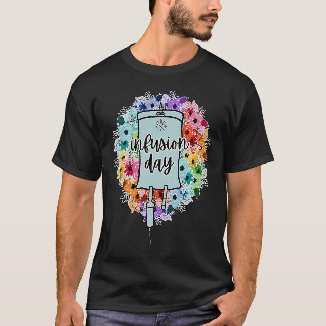 Floral Infusion Day Therapy Nurse Minimalistisch B T-Shirt (Vorderseite)