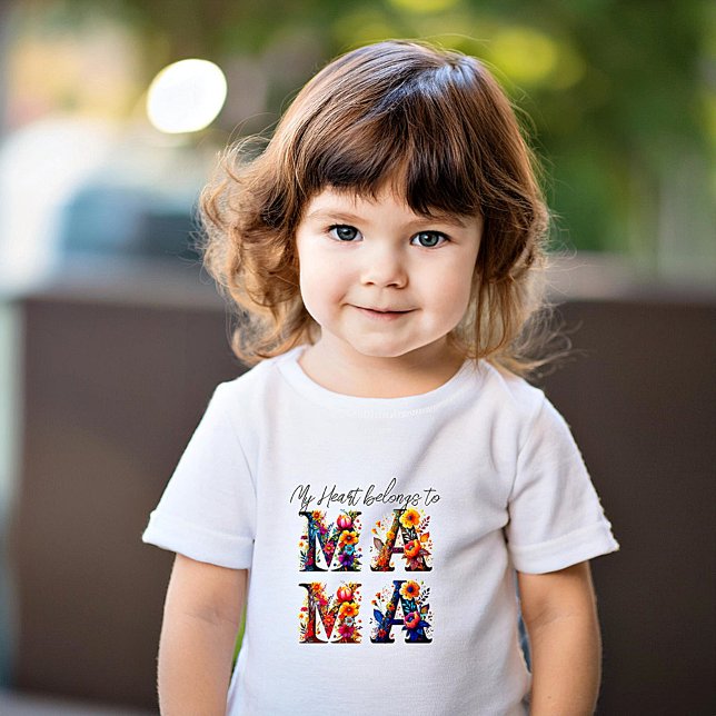 Floral MAMA Brauch Baby T-shirt (Von Creator hochgeladen)