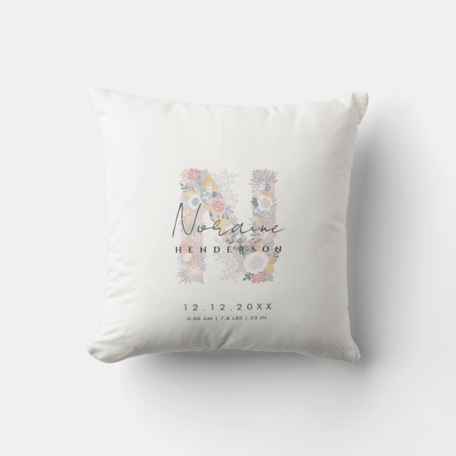 Floral Monogram Letter N Baby Birth Stats Kissen (Vorderseite)
