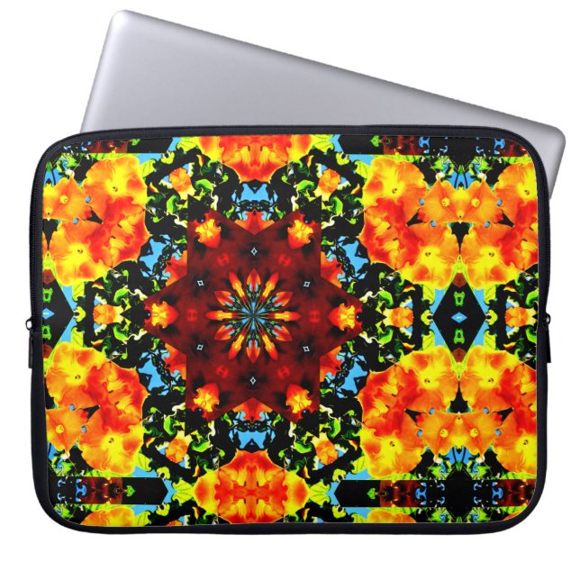 Floral Orange Laptopschutzhülle (Vorderseite)