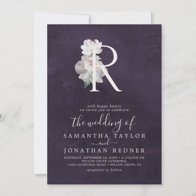 Floral Romance Letter R Monogram | Pflaumenhochzei Einladung (Vorderseite)