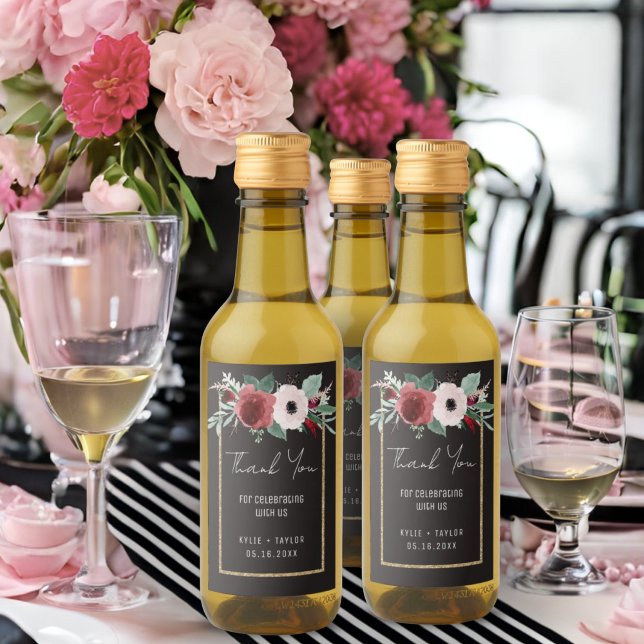 Floral Schwarz-weiß Gold Magenta Gastgeschenk Hoch Weinetikett (Von Creator hochgeladen)