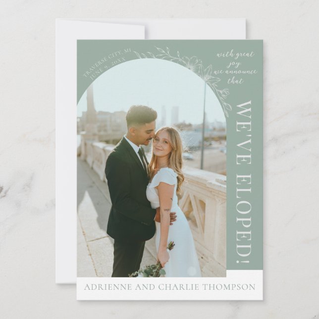 Floral Simplicity 1 Modern Green Elopement Ankündigung (Vorderseite)