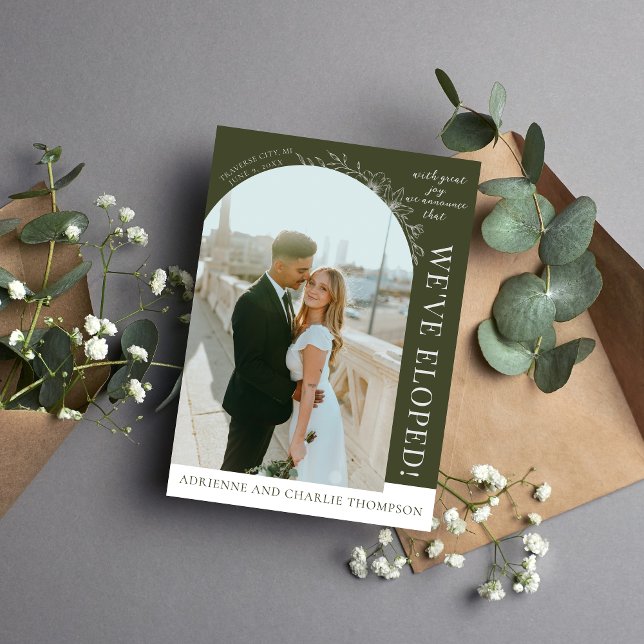 Floral Simplicity 1 Modern Green Elopement Ankündigung (Von Creator hochgeladen)