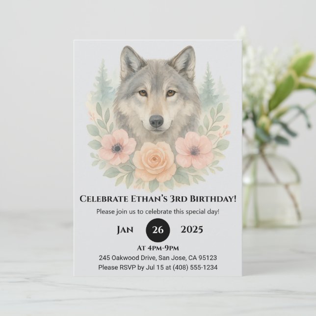 Floral Woodland Wolf Birthday Einladung (Stehend Vorderseite)