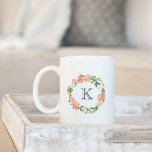 Floral Wreath Monogramm Kaffeetasse<br><div class="desc">Personalisieren Sie Ihren Morgenkaffee oder Tee mit unserer Monogramm-Tasse, mit Ihrem Single initiale Monogramm umgeben von einem Kranz von üppigen Aquarellfarben-Blume in Pfirsichtönen, Rost und Frühlinggrün.</div>