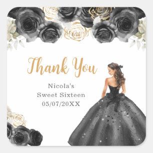 Florale Prinzessin im schwarzen Kleid Sweet Sixtee Quadratischer Aufkleber