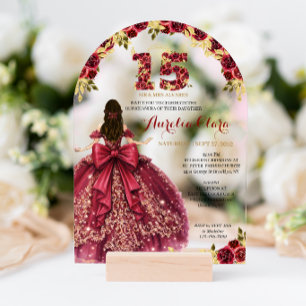 Florales Torbogen-Rot-Prinzessin Coquette Quincean Acryleinladungen