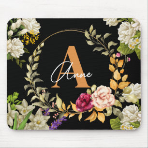 Florals Wreath Design in schwarzem Hintergrund Cus Mousepad