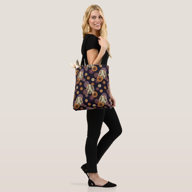FLORALSKELETON HALLOWEEN TOTE BAG TASCHE (Am Model)