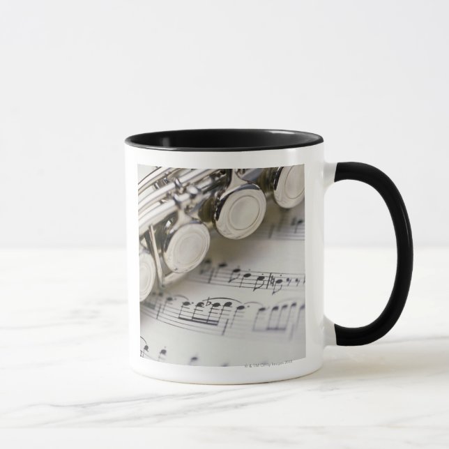 Flöte auf Noten Tasse (Rechts)