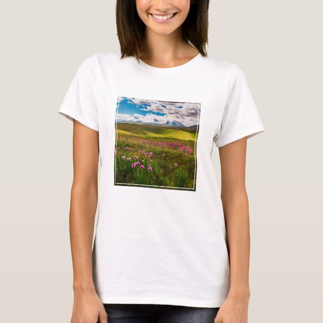 Flowers | Altai Mountains, Siberia, Russia T-Shirt (Vorderseite)