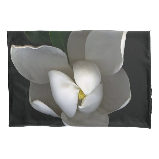 Flowers | Single White Magnolia Blossom Kissenbezug (Vorderseite)