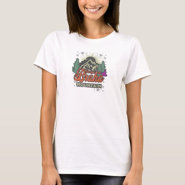 Flucht in den Bruha Mountain T-Shirt (Vorderseite)