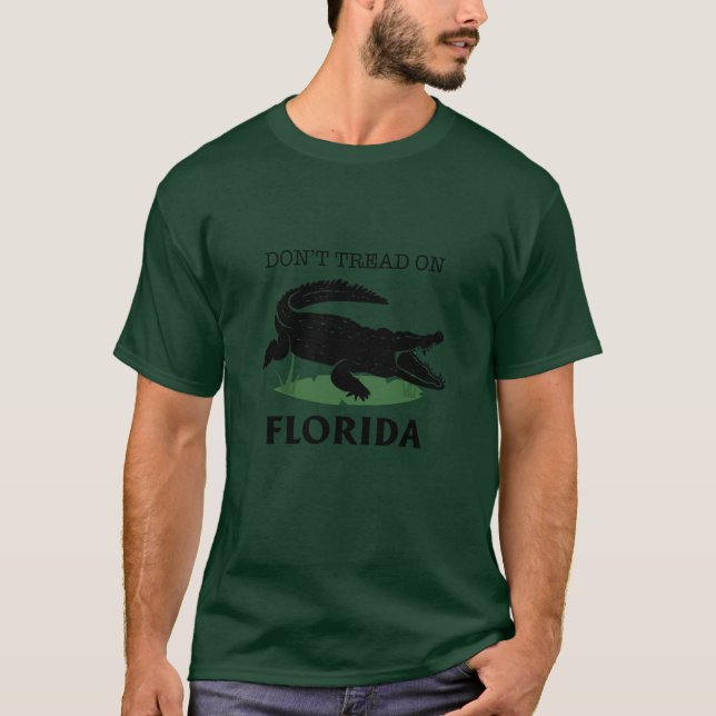 Flucht nach Florida Tread Alligator Unisex T-S T-Shirt (Vorderseite)