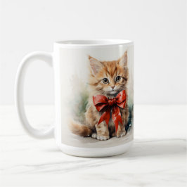 FLÜFFE ORANGE TABBY KITTEN MIT ROTER KLEINE KAFFEETASSE