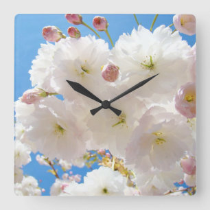 Fluffige weiße rosa Frühlingsblumen Baum Blütenuhr Quadratische Wanduhr