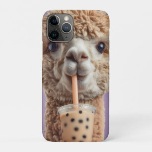 Fluffiges Alpaka-Porträt beim Trinken von Boba-Bub Case-Mate iPhone Hülle