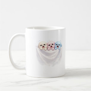 Fluffiges Trio in Panik – Süße Pastellkreaturen Kaffeetasse