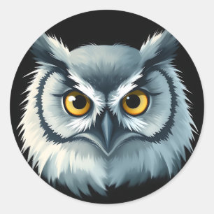 Fluffy Owl mit ausdrucksstarken Augen Runder Aufkleber