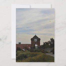 Flug über dem Glockenturm Einladung