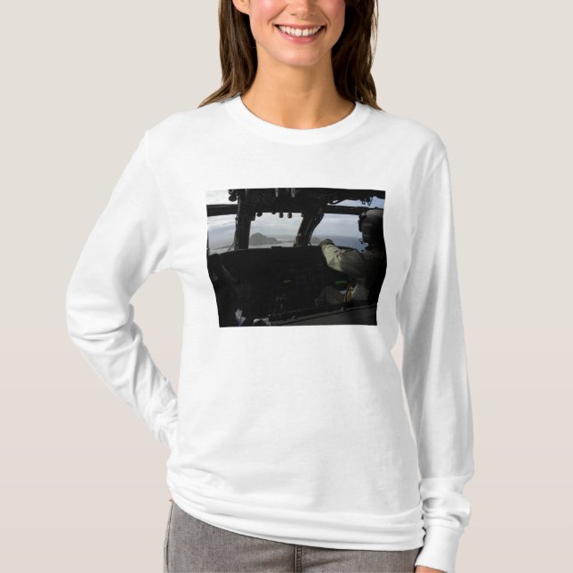 Flugbesatzungen nähern sich Farallon Island T-Shirt (Vorderseite)