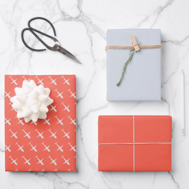 Flugzeug auf Sunset Orange, elegantes, modernes Pi Geschenkpapier Set (Vorderseite)