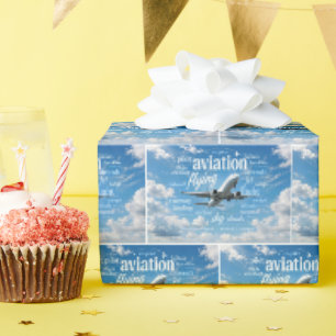 Flugzeug fliegt in einer Wortwolke Geschenkpapier