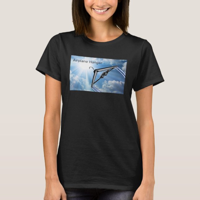 Flugzeug Hangar hing am Flughafen Go Hang Sie T-Shirt (Vorderseite)