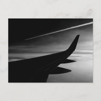 Flugzeug in Schwarz und Weiß Postkarte