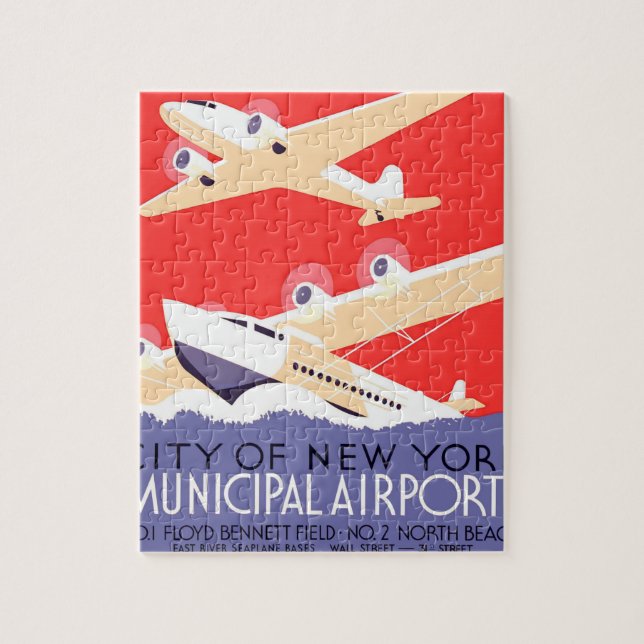 Flugzeuge, die Vintag Propeller fliegen (Vertikal)