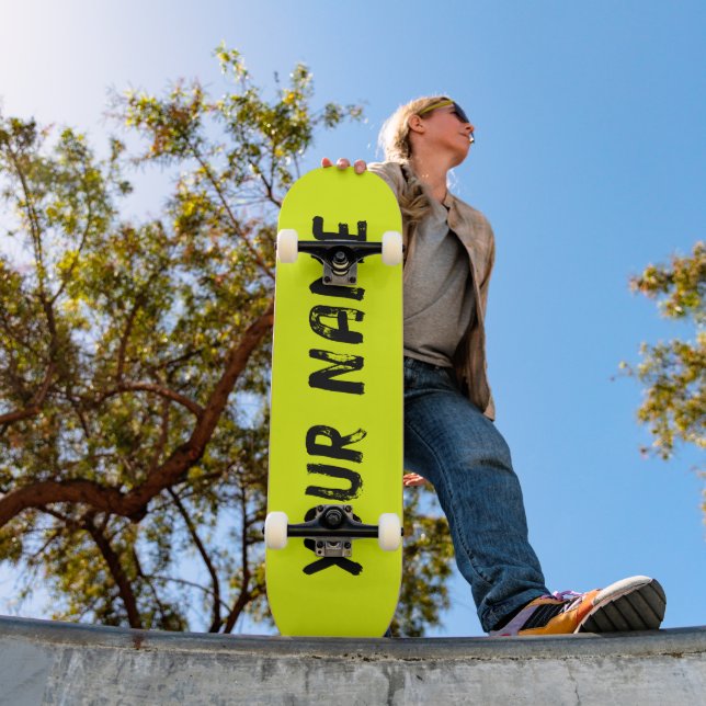 Fluorescent Neon Yellow Skateboard (Außenbereich 1)