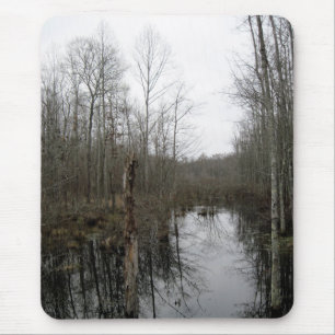 Fluss durch die Wildnis Mousepad