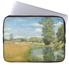 Fluss durch eine ernste Landschaft, Sommer Laptopschutzhülle
