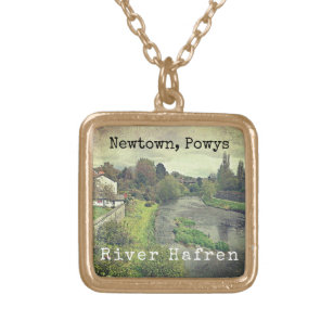 Fluss Hafren in Newtown, Powys Vergoldete Kette