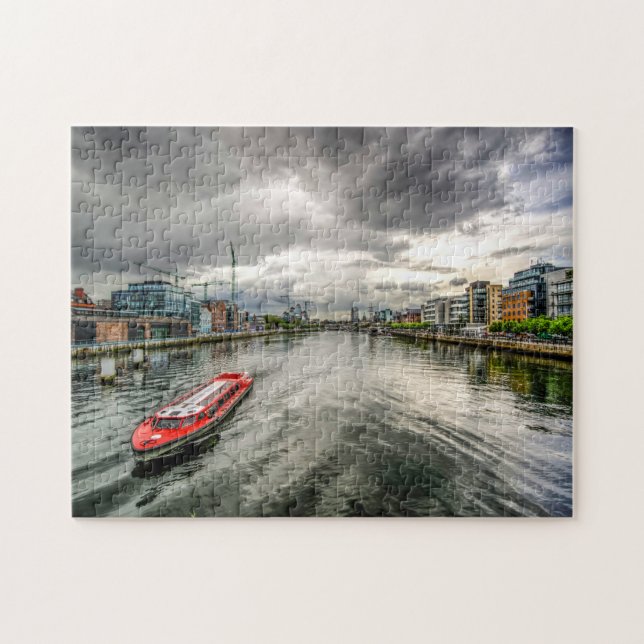 Fluss Liffey Dublin. (Horizontal)