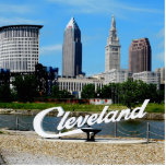 Fluss Skyline Cleveland Freistehende Fotoskulptur<br><div class="desc">Woll,  die klassische Aussicht von Cleveland zu genießen,  egal wo du bist? 3 D Fotoskulptur von Cleveland,  Ohio klassische Aussicht vom See,  macht ein lustiges Gesprächsstück in Zuhause oder Büro! Auch hier sind Leuchtturmskulpturen (Winter und Sommer) verfügbar.</div>