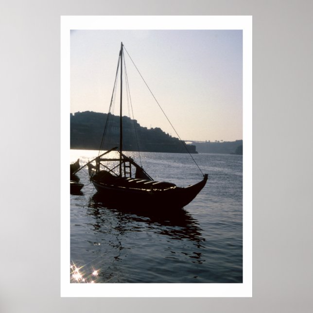 Fluss Tagus Fischerboot, Lissabon Portugal Poster (Vorne)