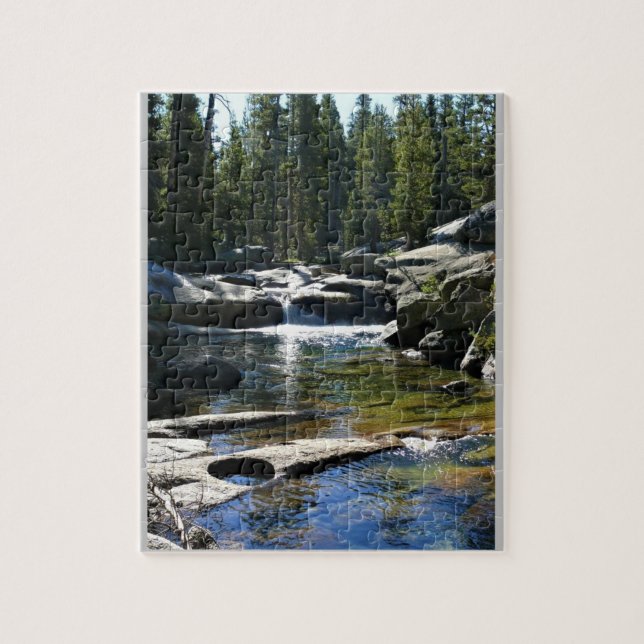 Fluss Tuolumne in Tuolumne Meadows, Yosemite, CA (Vertikal)